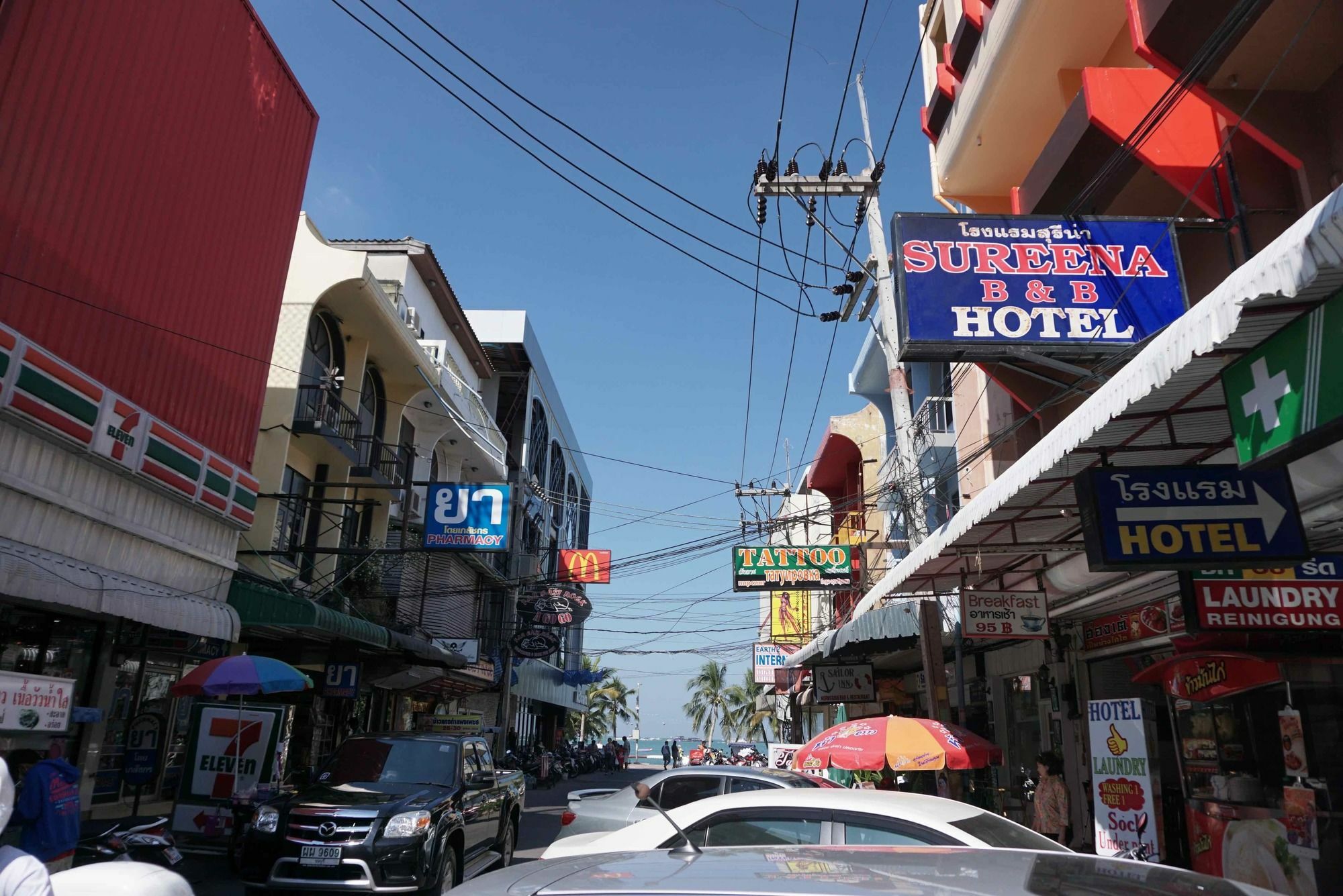 Sureena Hotel Pattaya Exterior foto